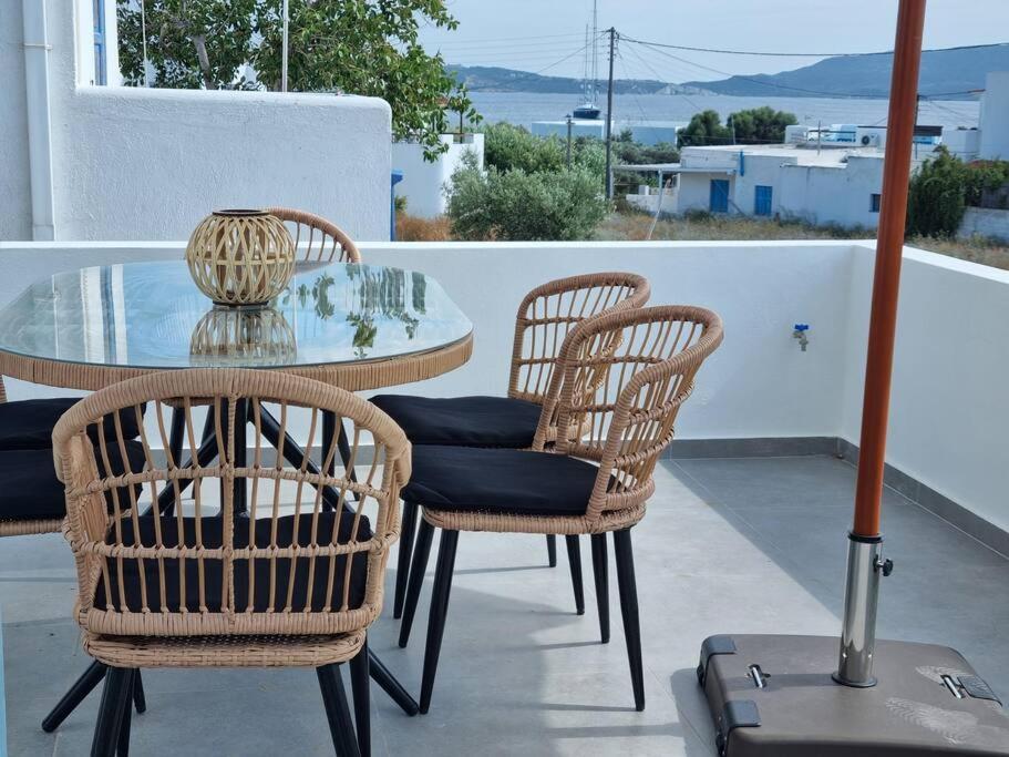 Kryni Deluxe Houses Adamantas (Milos) Exterior foto